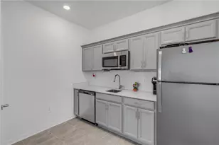 5256 Red Coral Cir, Mount Dora, FL 32757 - Photo 9