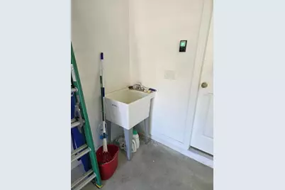 527 Safe Harbor Drive, Edgewater, FL 32141 - Photo 19