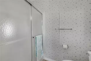 290 Navajo Dr, Oak Hill, FL 32759 - Photo 33