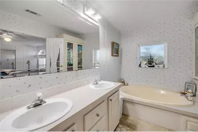 290 Navajo Drive, Oak Hill, FL 32759 - Photo 33