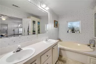 290 Navajo Dr, Oak Hill, FL 32759 - Photo 33