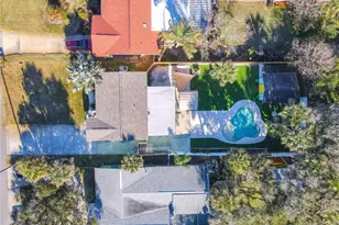 829 E 9th Ave, New Smyrna Beach, FL 32169 - Photo 33