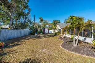 1628 Victory Palm Dr, Edgewater, FL 32132 - Photo 5