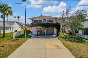 831 E 21st Ave, New Smyrna Beach, FL 32169 - Photo 1