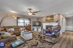 831 E 21st Ave, New Smyrna Beach, FL 32169 - Photo 7