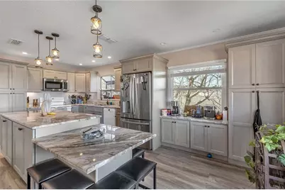 831 E 21st Avenue, New Smyrna Beach, FL 32169 - Photo 17