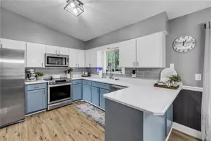 2503 Royal Palm Dr, Edgewater, FL 32141 - Photo 9