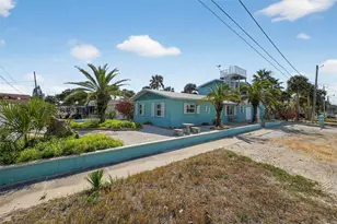 923 Locust St, New Smyrna Beach, FL 32169 - Photo 47