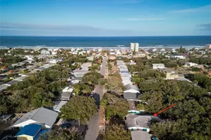 813 E 11th Ave, New Smyrna Beach, FL 32169 - Photo 13