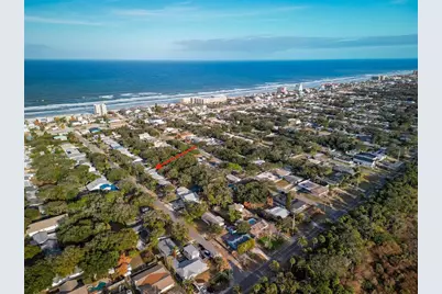 813 E 11th Avenue, New Smyrna Beach, FL 32169 - Photo 11