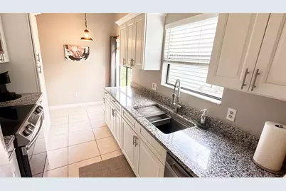 790 Pine Shores Circle, New Smyrna Beach, FL 32168 - Photo 5