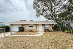 622 Goodwin Ave, New Smyrna Beach, FL 32169 - Photo 1