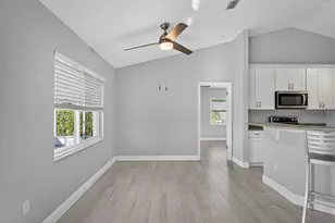 36 Edgely Ln, Palm Coast, FL 32164 - Photo 11