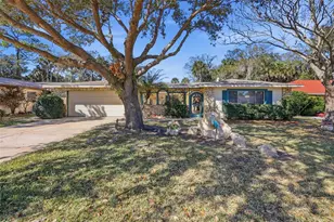 727 Green Rd, New Smyrna Beach, FL 32168 - Photo 1