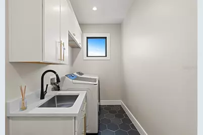 552 S Peninsula Avenue, New Smyrna Beach, FL 32169 - Photo 47