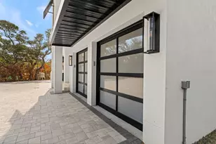 552 S Peninsula Ave, New Smyrna Beach, FL 32169 - Photo 5