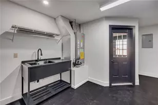 2516 Pine Tree Dr, Edgewater, FL 32141 - Photo 25