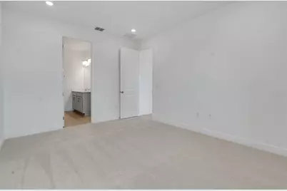 1018 Swamp Chestnut Loop, Lady Lake, FL 32159 - Photo 21