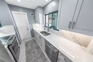 2 Pleasant View Cir, Daytona Beach, FL 32118 - Photo 9