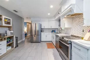 966 Bramble Bush Cir W, Port Orange, FL 32127 - Photo 7