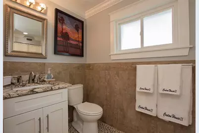 472 N Causeway, New Smyrna Beach, FL 32169 - Photo 9