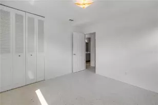 546 Cambridge Cir, South Daytona, FL 32119 - Photo 27