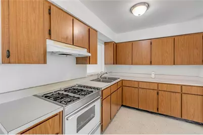 546 Cambridge Circle, South Daytona, FL 32119 - Photo 9