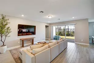 2121 Divot Dr, Daytona Beach, FL 32124 - Photo 3