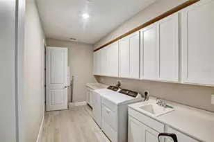 2121 Divot Dr, Daytona Beach, FL 32124 - Photo 13