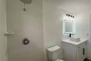 2331 Juniper Dr, Edgewater, FL 32141 - Photo 5