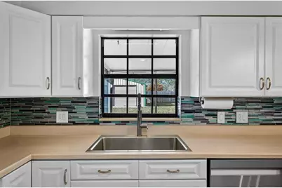 2560 Westwood Avenue, New Smyrna Beach, FL 32168 - Photo 7