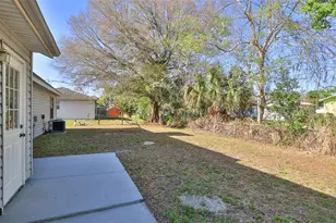 2021 Umbrella Tree Dr, Edgewater, FL 32141 - Photo 25