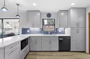 2704 Sabal Palm Dr, Edgewater, FL 32141 - Photo 15