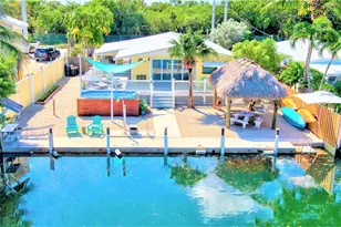 8188 Aviation Blvd, Marathon, FL 33050 - Photo 1