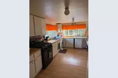 5297 N Hughes Avenue, Fountain, MI 49410 - Photo 7