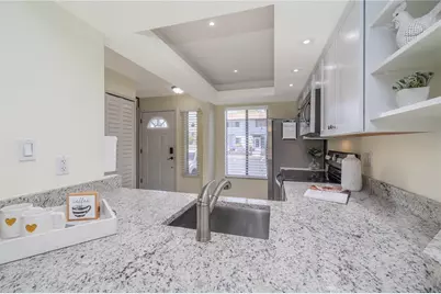 3333 S Ridgewood Avenue #27G, Port Orange, FL 32129 - Photo 9