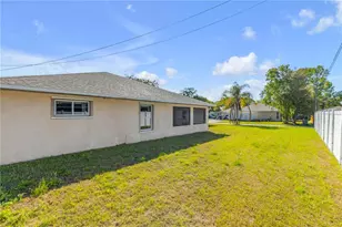 2530 Tamarind Dr, Edgewater, FL 32141 - Photo 39