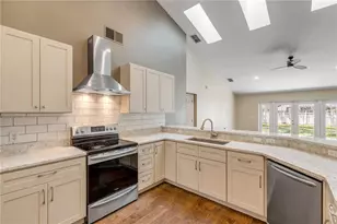 3858 Kingston Oaks Cove, Oviedo, FL 32765 - Photo 19