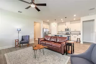 1094 River Fls Cir, Deland, FL 32720 - Photo 5