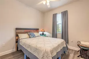 1094 River Fls Cir, Deland, FL 32720 - Photo 23