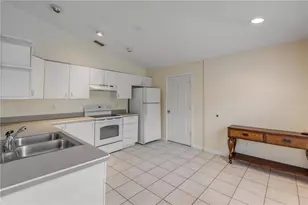 711 River Oaks Cir, New Smyrna Beach, FL 32169 - Photo 11