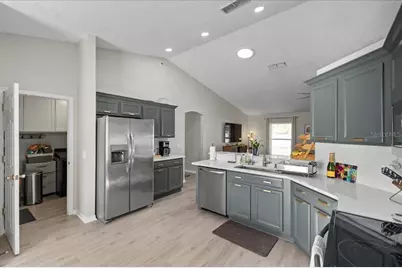 342 Mariners Gate Drive, Edgewater, FL 32141 - Photo 9