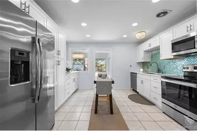 702 Ocean Avenue, New Smyrna Beach, FL 32169 - Photo 19