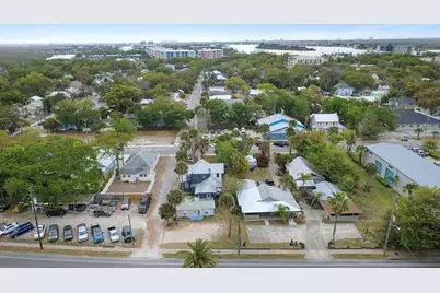 324 N Orange Street, New Smyrna Beach, FL 32168 - Photo 15