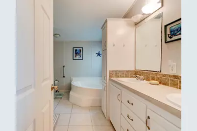 387 Marsh Landing Loop, Oak Hill, FL 32759 - Photo 17