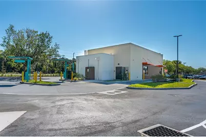 2900 S Ridgewood Avenue, Edgewater, FL 32141 - Photo 11