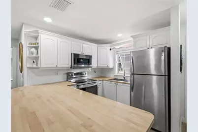 1004 W 7th Street, New Smyrna Beach, FL 32168 - Photo 11