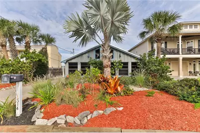 314 Due East Street, New Smyrna Beach, FL 32169 - Photo 1