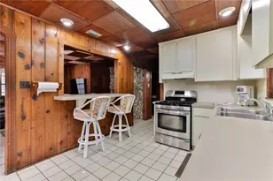 314 Due East St, New Smyrna Beach, FL 32169 - Photo 15