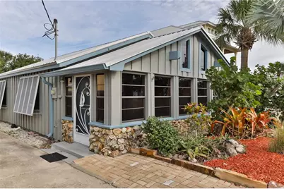 314 Due East Street, New Smyrna Beach, FL 32169 - Photo 3